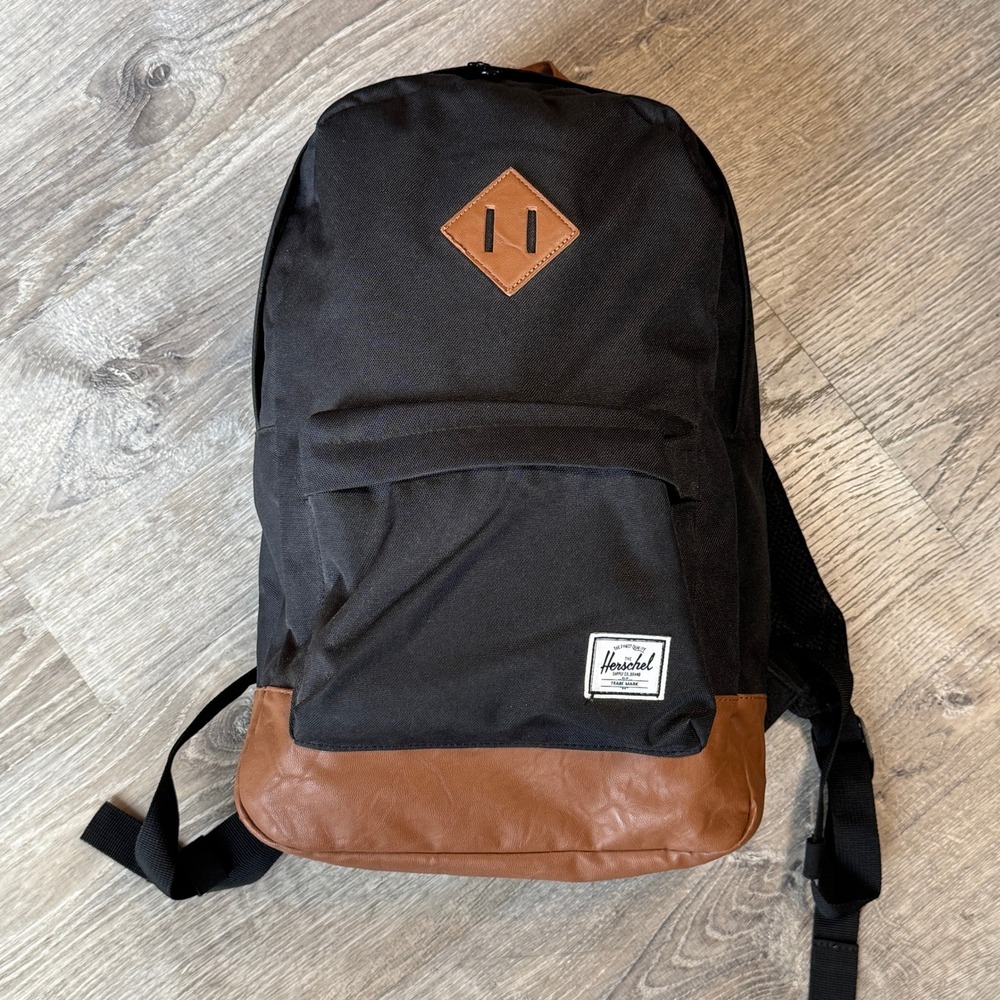 Herschel Supply Co Heritage Backpack Black Brown Faux Leather Trim Laptop Sleeve